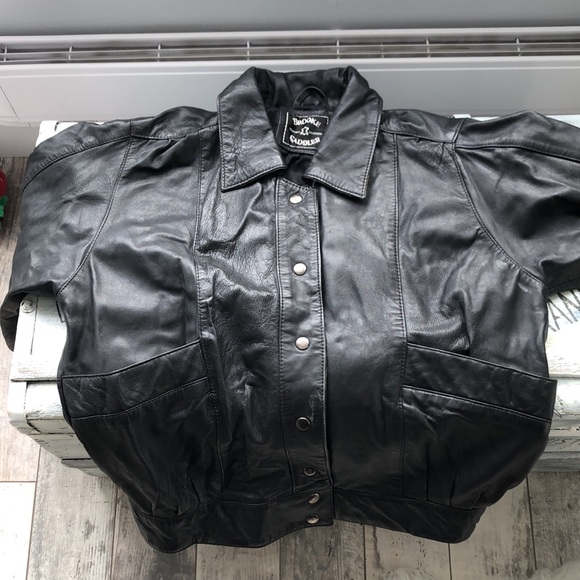 Vintage Leather Bomber Jacket - Picture 7 of 8